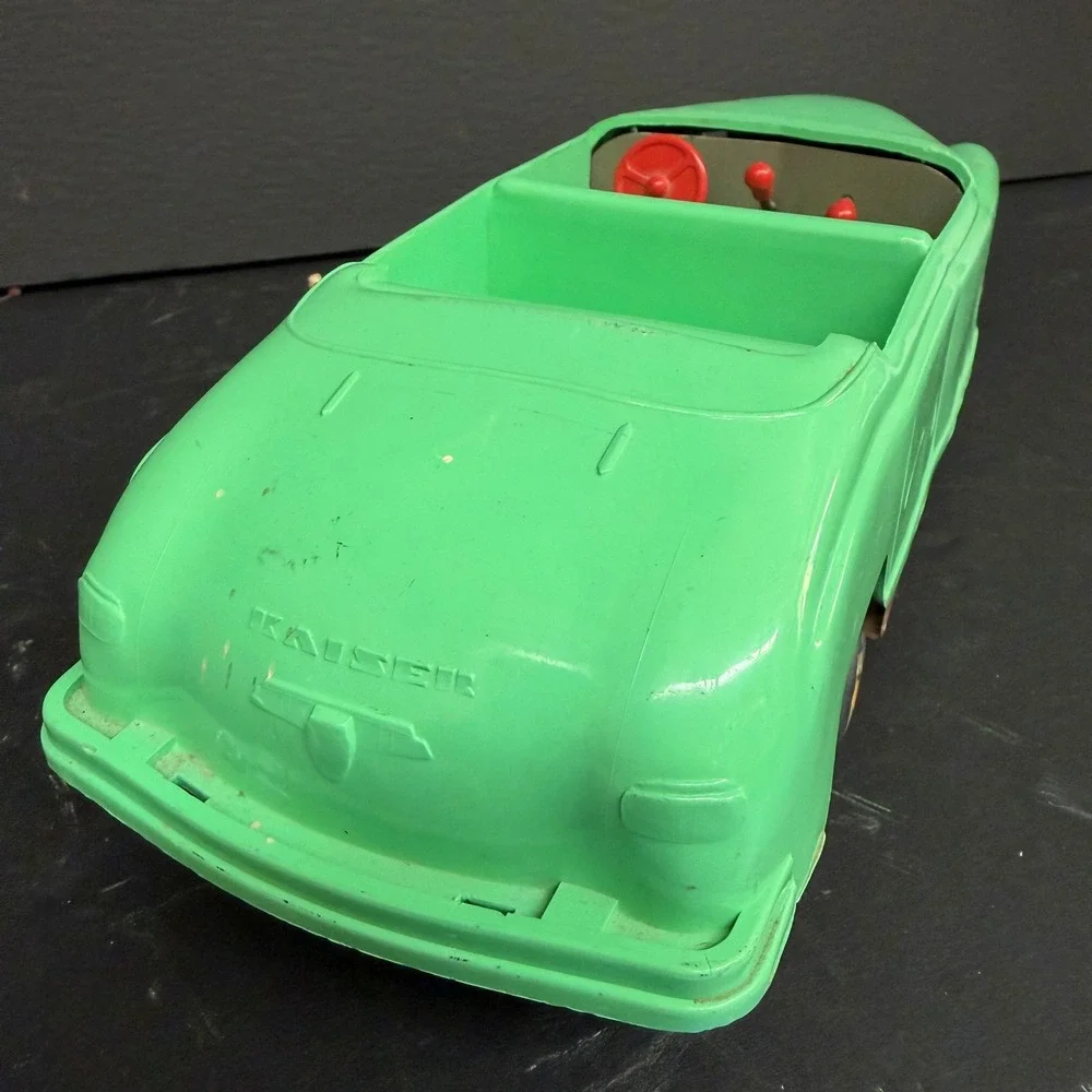 Vintage Toy Founders Kaiser Convertible Toy Car 1950s Green Plastic Metal Base
